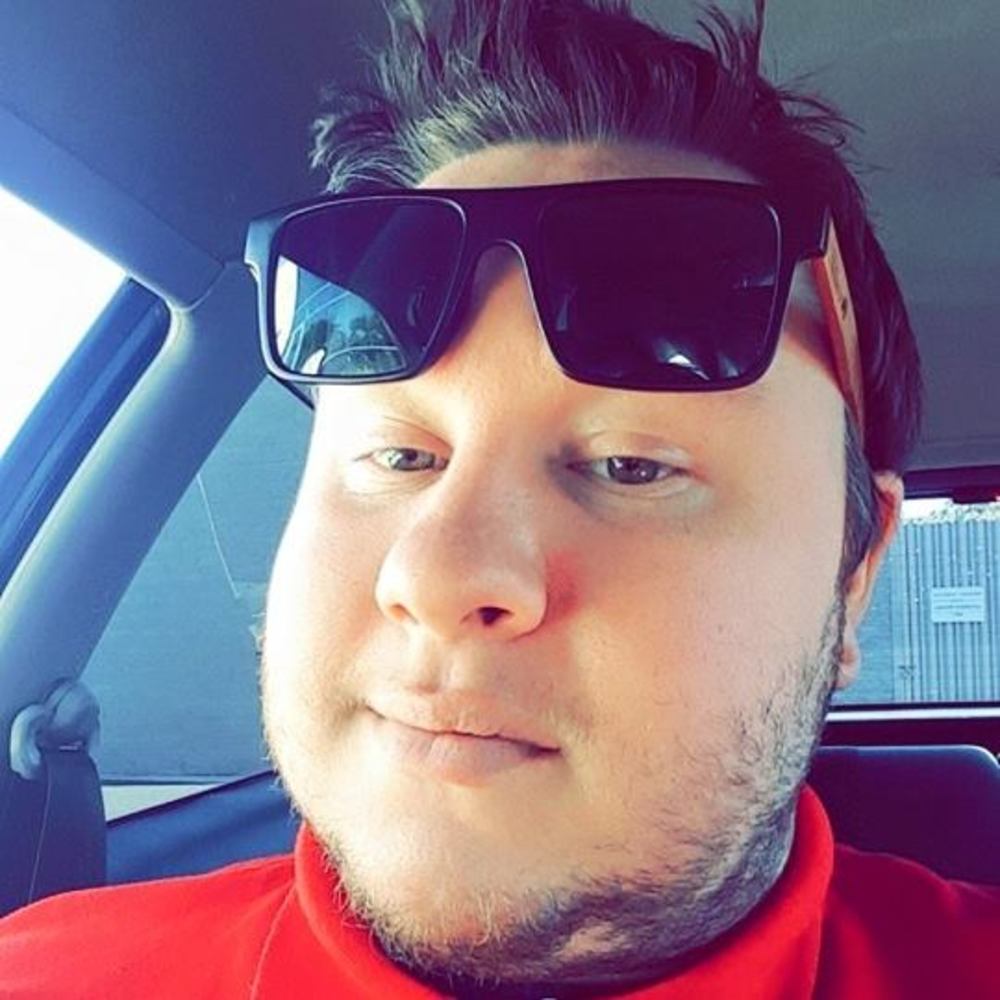 Meet your Posher, Brandon